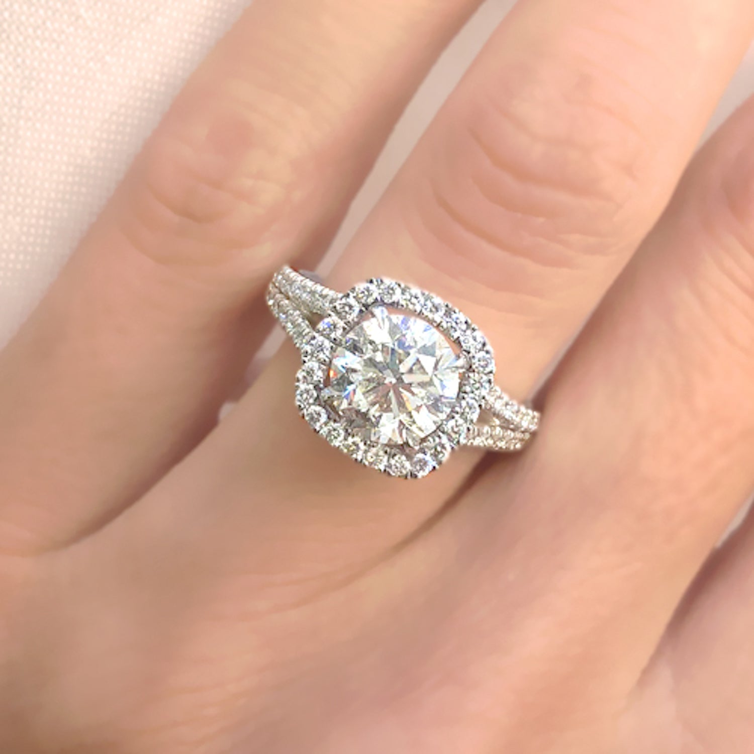 אירוסין ורסאי מעבדה - levys-jewelry