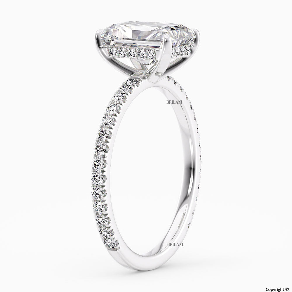 טבעת אירוסין אינדיגו – מבט צד המדגיש את גובה האבן המרכזית והעיצוב הנקי